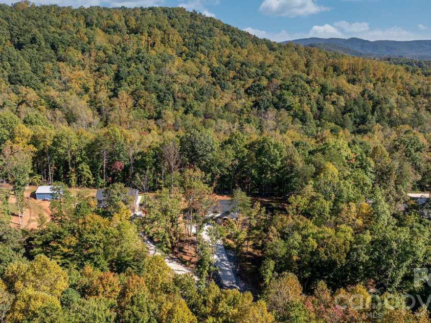 280 Haven Ridge Lane, Marion, NC 28752.  MLS# CAR4435656, YatesRealty ID 57313. 