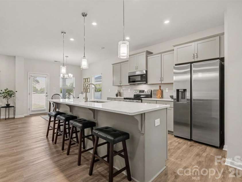 14415 Holbrooks Road, Huntersville, NC 28078.  MLS# CAR4433936, YatesRealty ID 57319. Kitchen
