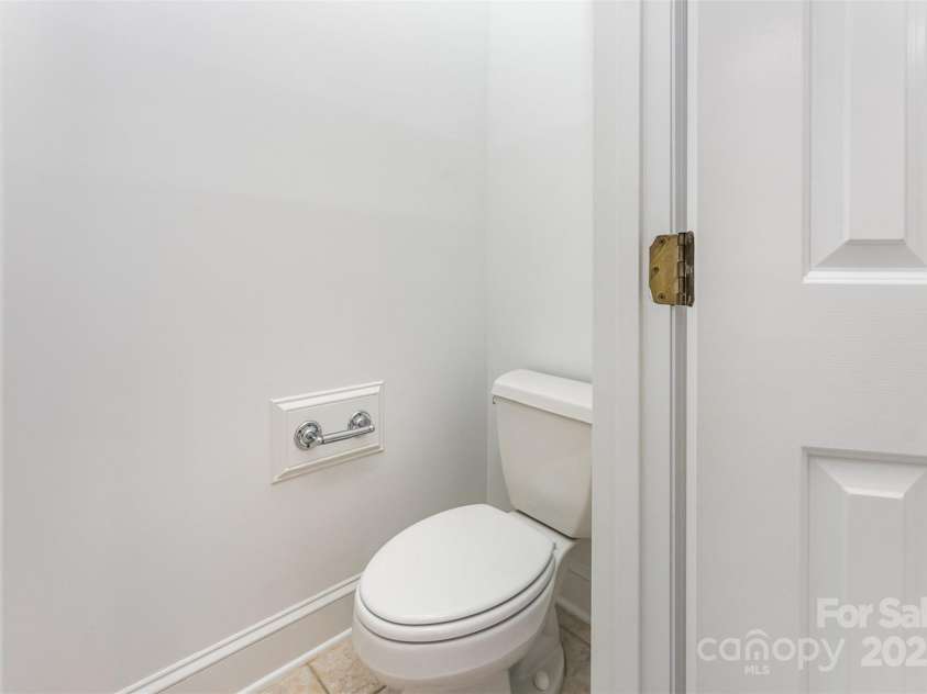 426 Saint Michaels Way, Fort Mill, SC 29708.  MLS# CAR4246006, YatesRealty ID 5732. 