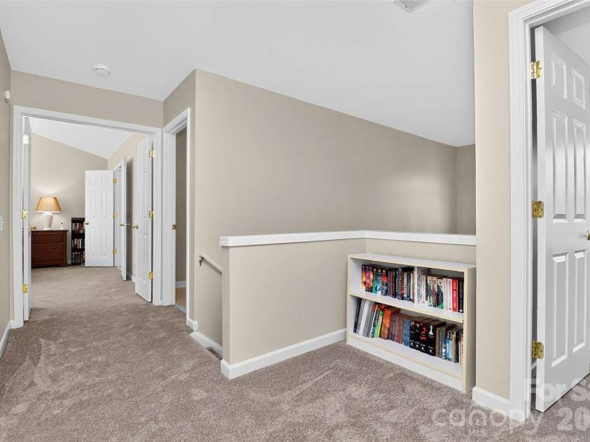 6617 Haddonfield Place, Charlotte, NC 28277.  MLS# CAR4432776, YatesRealty ID 57320. 