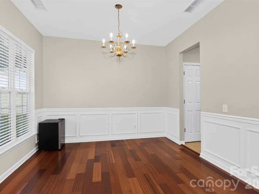 6617 Haddonfield Place, Charlotte, NC 28277.  MLS# CAR4432776, YatesRealty ID 57320. Dining Room