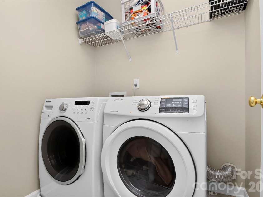 6617 Haddonfield Place, Charlotte, NC 28277.  MLS# CAR4432776, YatesRealty ID 57320. Laundry Room