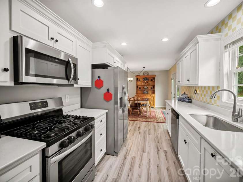 3664 Straw Field Trail, Lincolnton, NC 28092.  MLS# CAR4432347, YatesRealty ID 57325. 