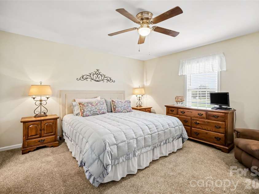 3664 Straw Field Trail, Lincolnton, NC 28092.  MLS# CAR4432347, YatesRealty ID 57325. 