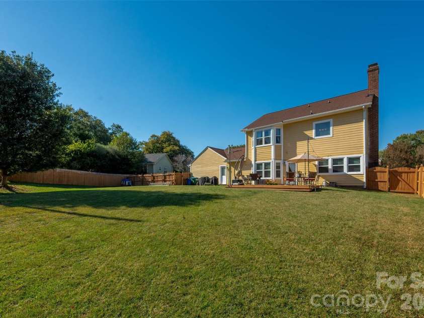 15229 Dartford Lane, Mint Hill, NC 28227.  MLS# CAR4434897, YatesRealty ID 57326. Spacious backyard