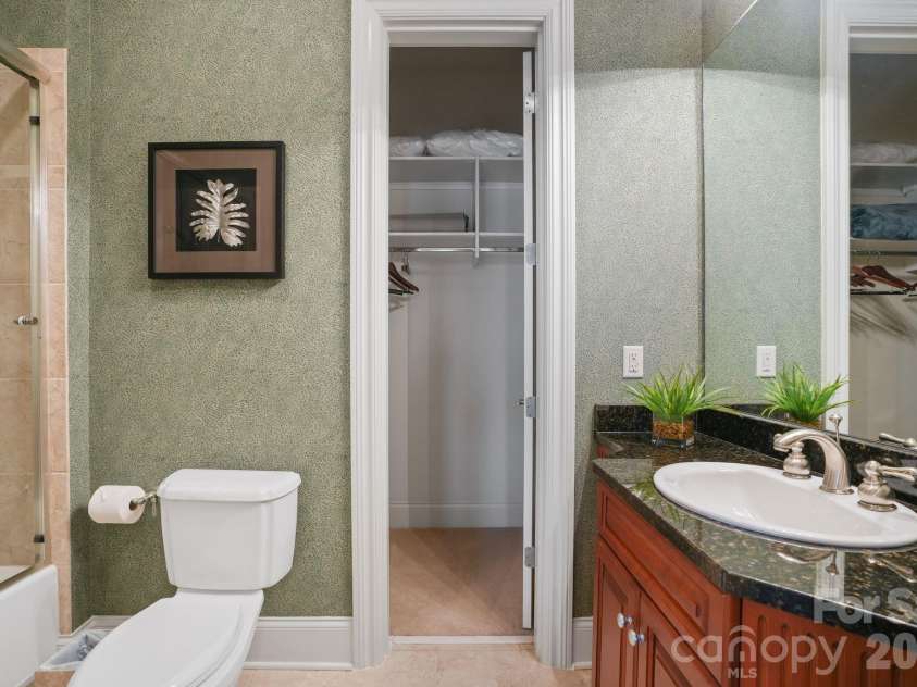 1348 Astoria Parkway, Catawba, NC 28609.  MLS# CAR4427203, YatesRealty ID 57327. 