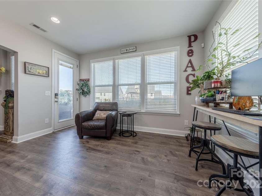 1048 Harbor Bay Drive, Indian Land, SC 29707.  MLS# CAR4231848, YatesRealty ID 5733. Breakfast Room