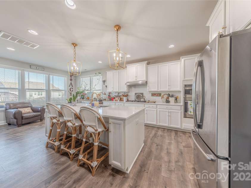 1048 Harbor Bay Drive, Indian Land, SC 29707.  MLS# CAR4231848, YatesRealty ID 5733. Chef's Kitchen