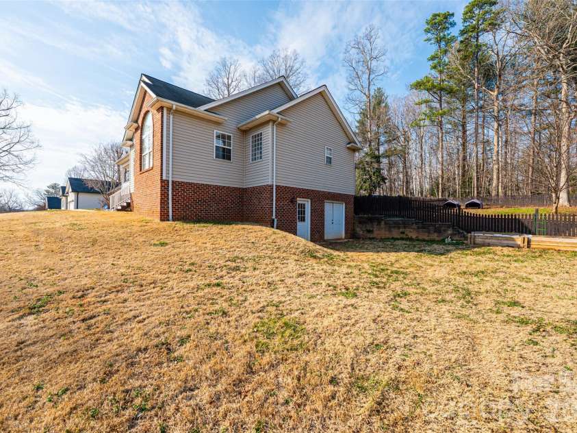 8839 Shepherd Court, Connelly Springs, NC 28612.  MLS# CAR4351109, YatesRealty ID 5733. 