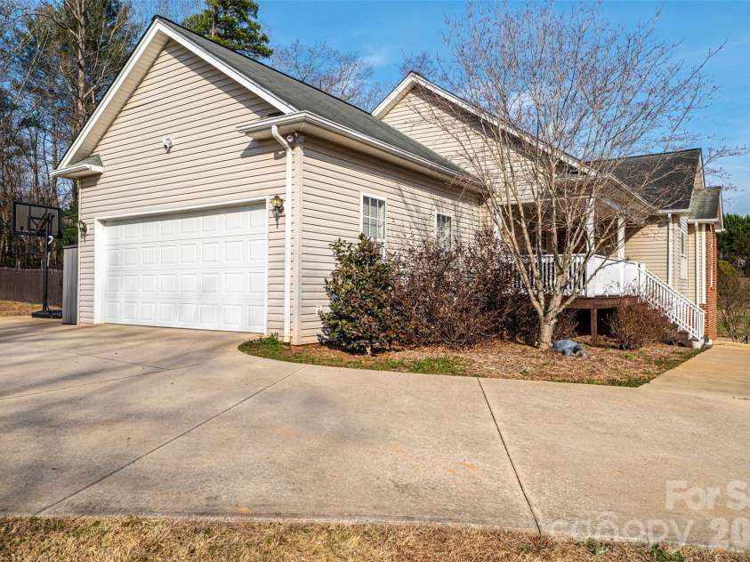 8839 Shepherd Court, Connelly Springs, NC 28612.  MLS# CAR4351109, YatesRealty ID 5733. 