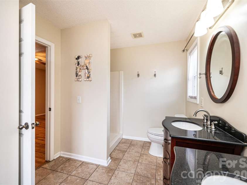 8839 Shepherd Court, Connelly Springs, NC 28612.  MLS# CAR4351109, YatesRealty ID 5733. Primary Suite Bath