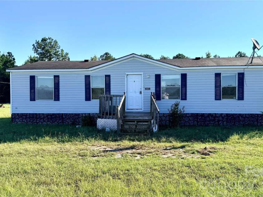 1729 Tapper Drive, Darlington, SC 29532.  MLS# CAR4434435, YatesRealty ID 57331. 