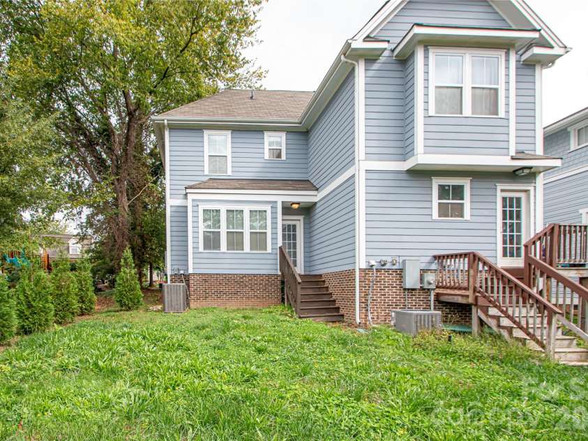 1614 Luther Street, Charlotte, NC 28204.  MLS# CAR4434621, YatesRealty ID 57337. 