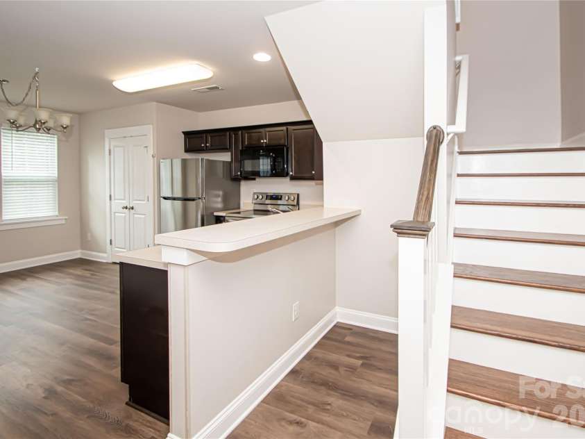 1614 Luther Street, Charlotte, NC 28204.  MLS# CAR4434621, YatesRealty ID 57337. 