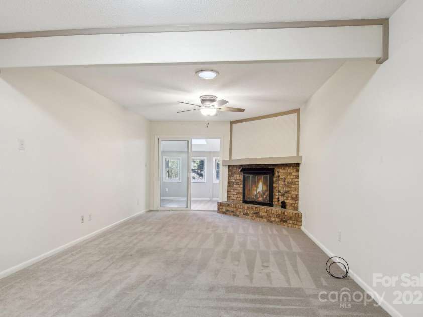 28 Pencross Circle, Etowah, NC 28729.  MLS# CAR4213167, YatesRealty ID 5734. 