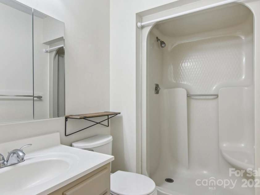 28 Pencross Circle, Etowah, NC 28729.  MLS# CAR4213167, YatesRealty ID 5734. 