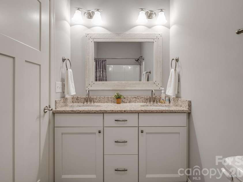 76 Rose Creek Road, Leicester, NC 28748.  MLS# CAR4430015, YatesRealty ID 57341. Full Bath #2