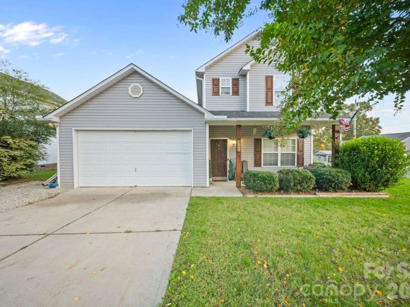 511 Zion Street, Landis, NC 28088.  MLS# CAR4433896, YatesRealty ID 57342. 