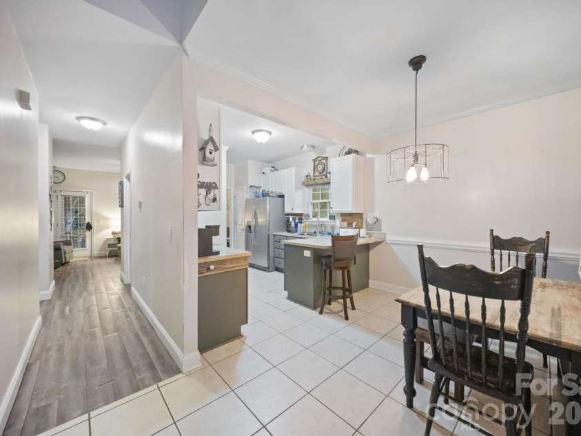 511 Zion Street, Landis, NC 28088.  MLS# CAR4433896, YatesRealty ID 57342. Entry way, dining area, kitchen