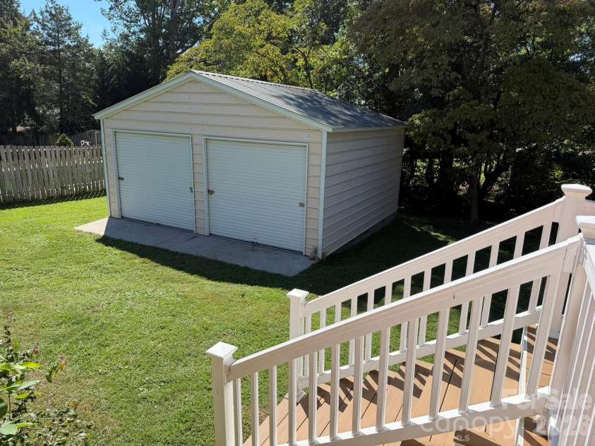 204 General J E Johnston Street, Stanley, NC 28164.  MLS# CAR4435603, YatesRealty ID 57343. 