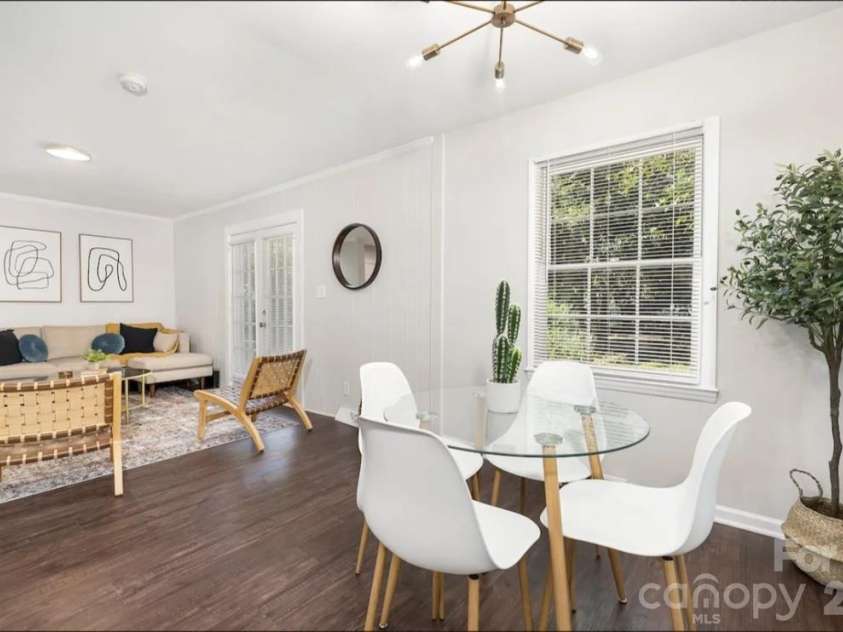 3909 Woodbriar Trail, Charlotte, NC 28205.  MLS# CAR4435688, YatesRealty ID 57345. 