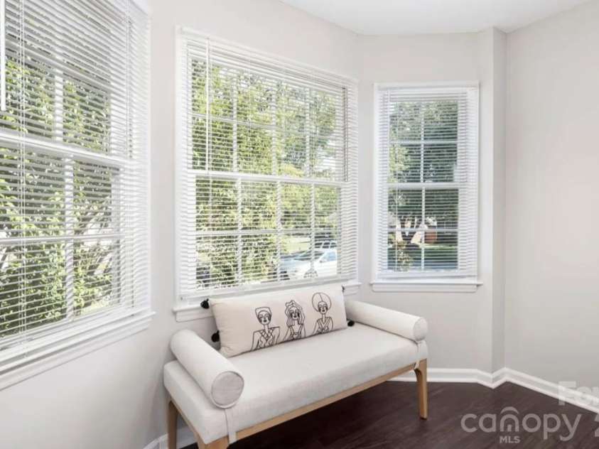3909 Woodbriar Trail, Charlotte, NC 28205.  MLS# CAR4435688, YatesRealty ID 57345. 