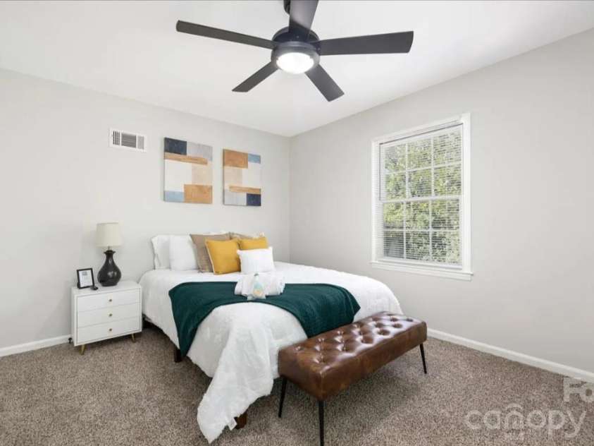 3909 Woodbriar Trail, Charlotte, NC 28205.  MLS# CAR4435688, YatesRealty ID 57345. 