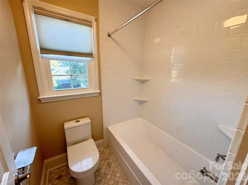7101 Founders Way, Harris, NC 28075.  MLS# CAR4435546, YatesRealty ID 57347. Hall bath