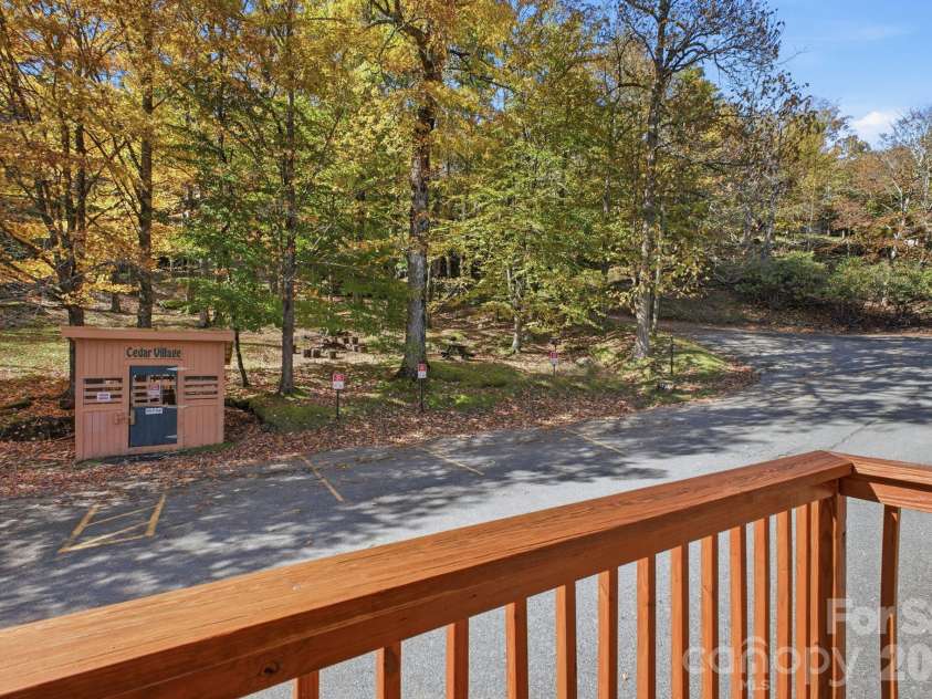 220 Charter Hills Road, Beech Mountain, NC 28604.  MLS# CAR4435396, YatesRealty ID 57350. 