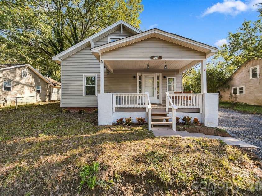 111 Hickory Street, Lenoir, NC 28645.  MLS# CAR4435204, YatesRealty ID 57357. 