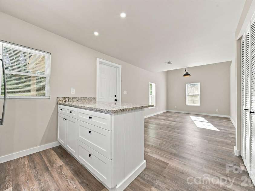 111 Hickory Street, Lenoir, NC 28645.  MLS# CAR4435204, YatesRealty ID 57357. 