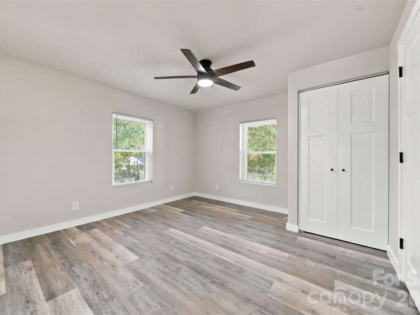 111 Hickory Street, Lenoir, NC 28645.  MLS# CAR4435204, YatesRealty ID 57357. 