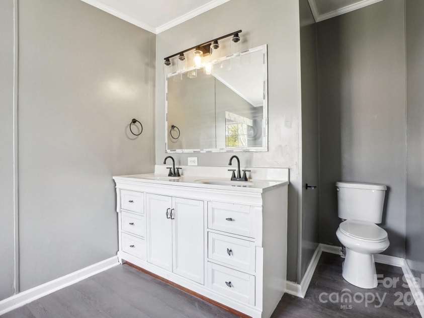 2658 Driftwood Drive, Fayetteville, NC 28306.  MLS# CAR4187146, YatesRealty ID 5736. 
