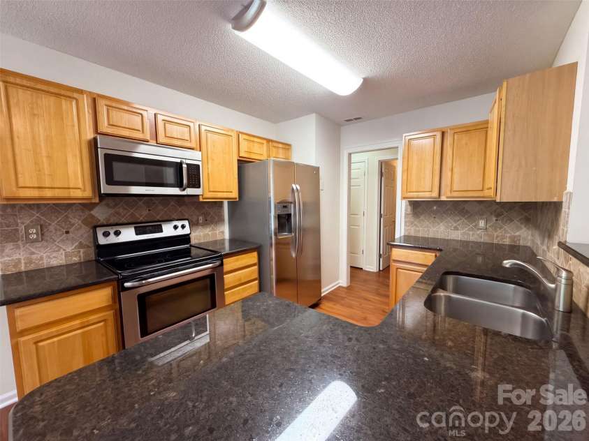 4315 Enoch Drive, Charlotte, NC 28269.  MLS# CAR4435738, YatesRealty ID 57362. 