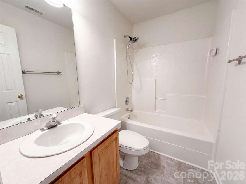 4315 Enoch Drive, Charlotte, NC 28269.  MLS# CAR4435738, YatesRealty ID 57362. 