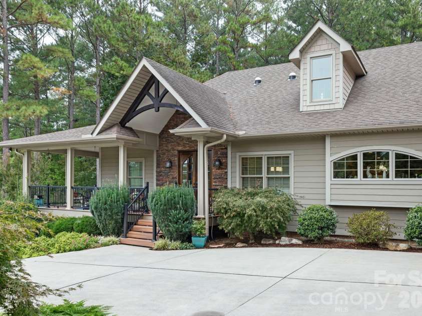 5464 Back Shore Drive, Granite Falls, NC 28630.  MLS# CAR4435295, YatesRealty ID 57363. 