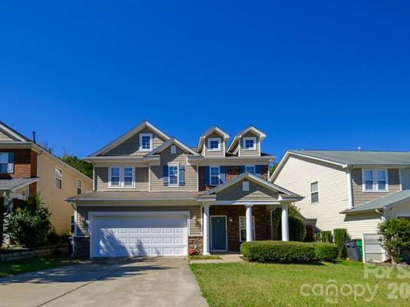 13325 Pontchatrain Avenue, Charlotte, NC 28273.  MLS# CAR4435563, YatesRealty ID 57364. 