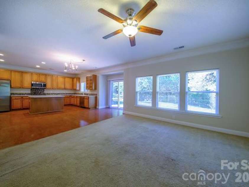 13325 Pontchatrain Avenue, Charlotte, NC 28273.  MLS# CAR4435563, YatesRealty ID 57364. 