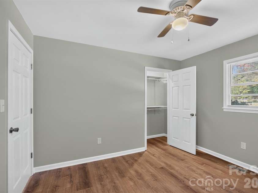 2359 Allendale Circle, Lenoir, NC 28645.  MLS# CAR4435724, YatesRealty ID 57365. 