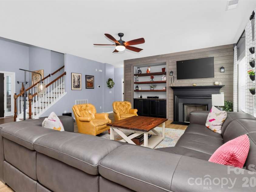 10140 Falling Leaf Drive, Concord, NC 28027.  MLS# CAR4434414, YatesRealty ID 57366. 