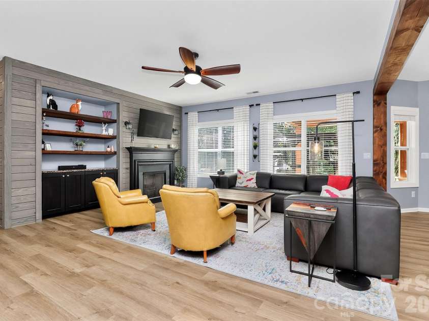 10140 Falling Leaf Drive, Concord, NC 28027.  MLS# CAR4434414, YatesRealty ID 57366. 