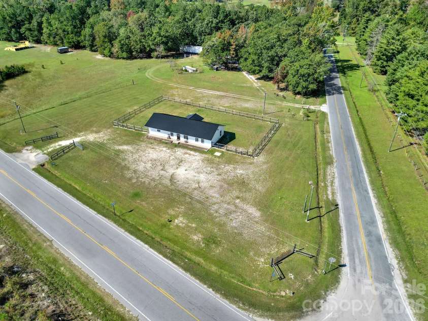 7984 Taxahaw Road, Kershaw, SC 29067.  MLS# CAR4434687, YatesRealty ID 57368. 