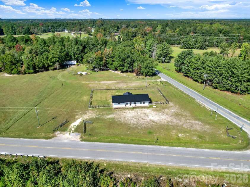 7984 Taxahaw Road, Kershaw, SC 29067.  MLS# CAR4434687, YatesRealty ID 57368. 