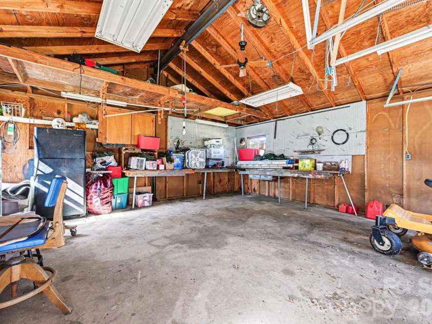 1107 Crestfield Drive, Lancaster, SC 29720.  MLS# CAR4357192, YatesRealty ID 5738. 