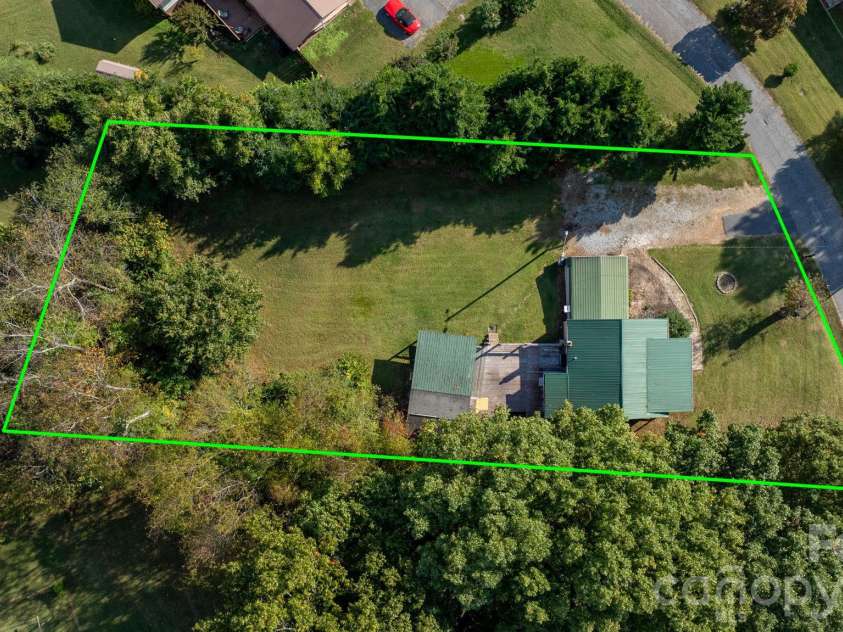 617 Hawthorne Street, Hudson, NC 28638.  MLS# CAR4435748, YatesRealty ID 57383. 