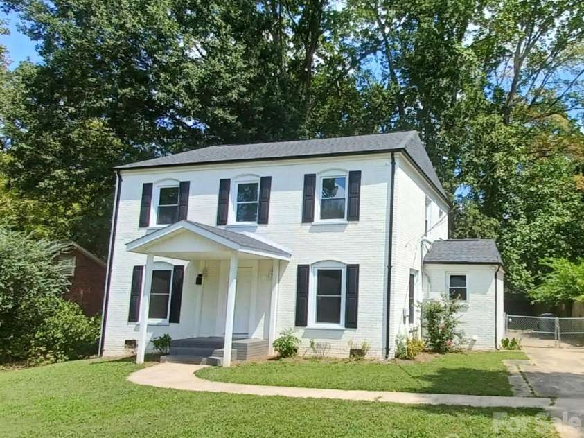 5717 Ruth Drive, Charlotte, NC 28215.  MLS# CAR4435760, YatesRealty ID 57388. 