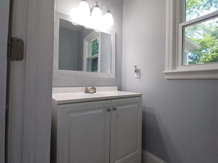 5717 Ruth Drive, Charlotte, NC 28215.  MLS# CAR4435760, YatesRealty ID 57388. 