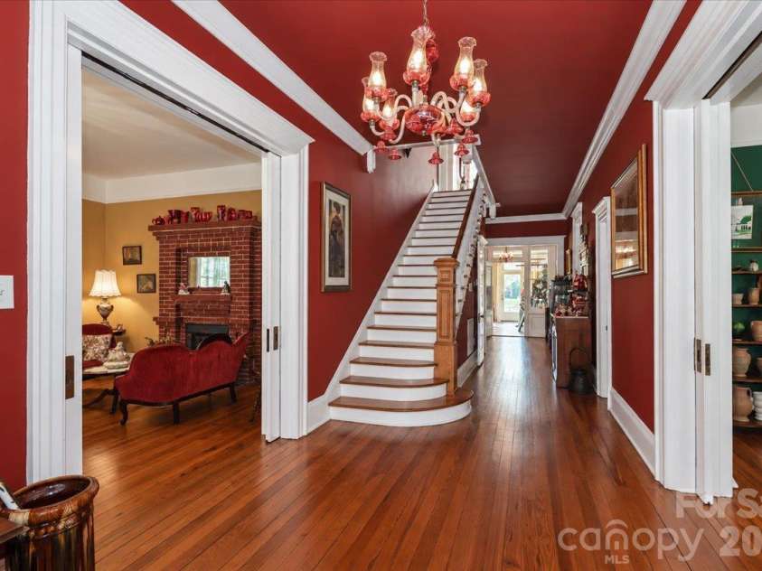 403 Front Street, Statesville, NC 28677.  MLS# CAR4430672, YatesRealty ID 57391. Foryer