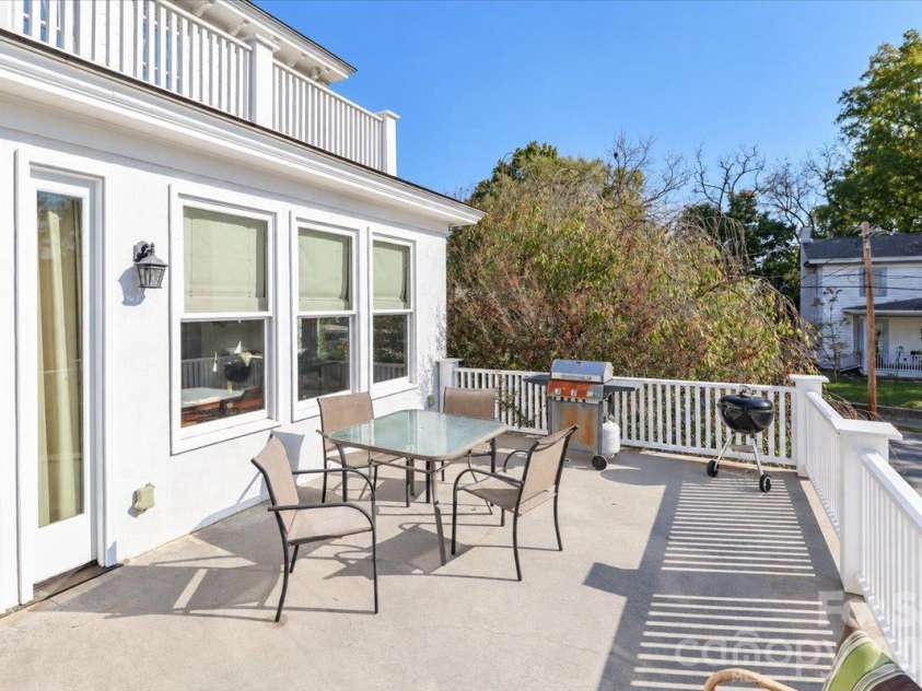 403 Front Street, Statesville, NC 28677.  MLS# CAR4430672, YatesRealty ID 57391. Patio