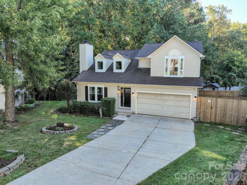 5418 Groveton Court, Charlotte, NC 28269.  MLS# CAR4433479, YatesRealty ID 57393. 